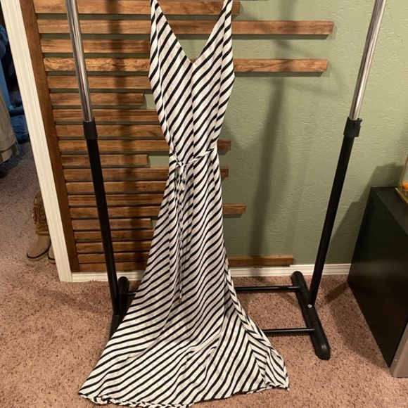 Fun Summer maxi dress - Picture 1 of 11